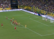 爱游戏链接-埃及足球赛事中，一位后卫救主，帮助球队逆转胜局