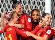 爱游戏官网登录网址-哥伦比亚女足队在比赛中实现逆袭，晋级八强