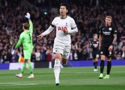 爱游戏在线登录-热刺后卫受伤，球队防线再遇考验的简单介绍