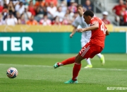 爱游戏网站-门将神勇！拜仁主力扑出关键进球