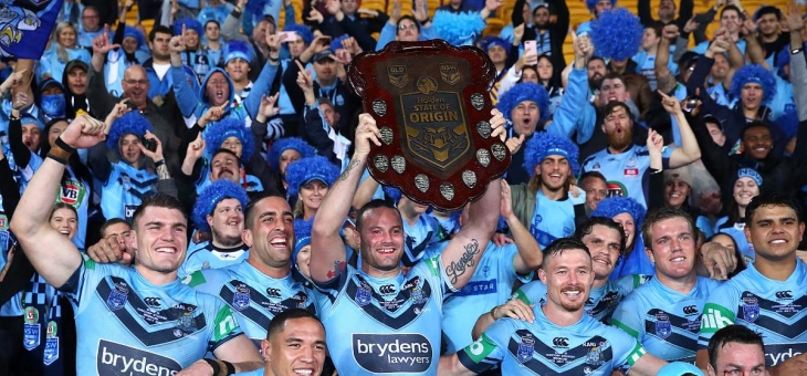 爱游戏app-曼城后防稳固，零封对手取得胜利的简单介绍