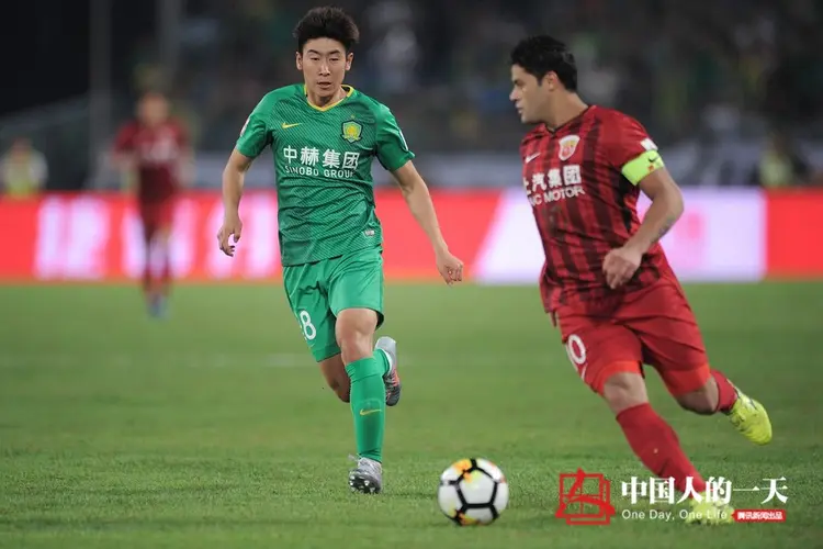 青岛黄海凭借出色表现取得胜利,续写胜利传奇的简单介绍 青岛黄海凭借出色表现取得胜利,续写胜利传奇的简单介绍