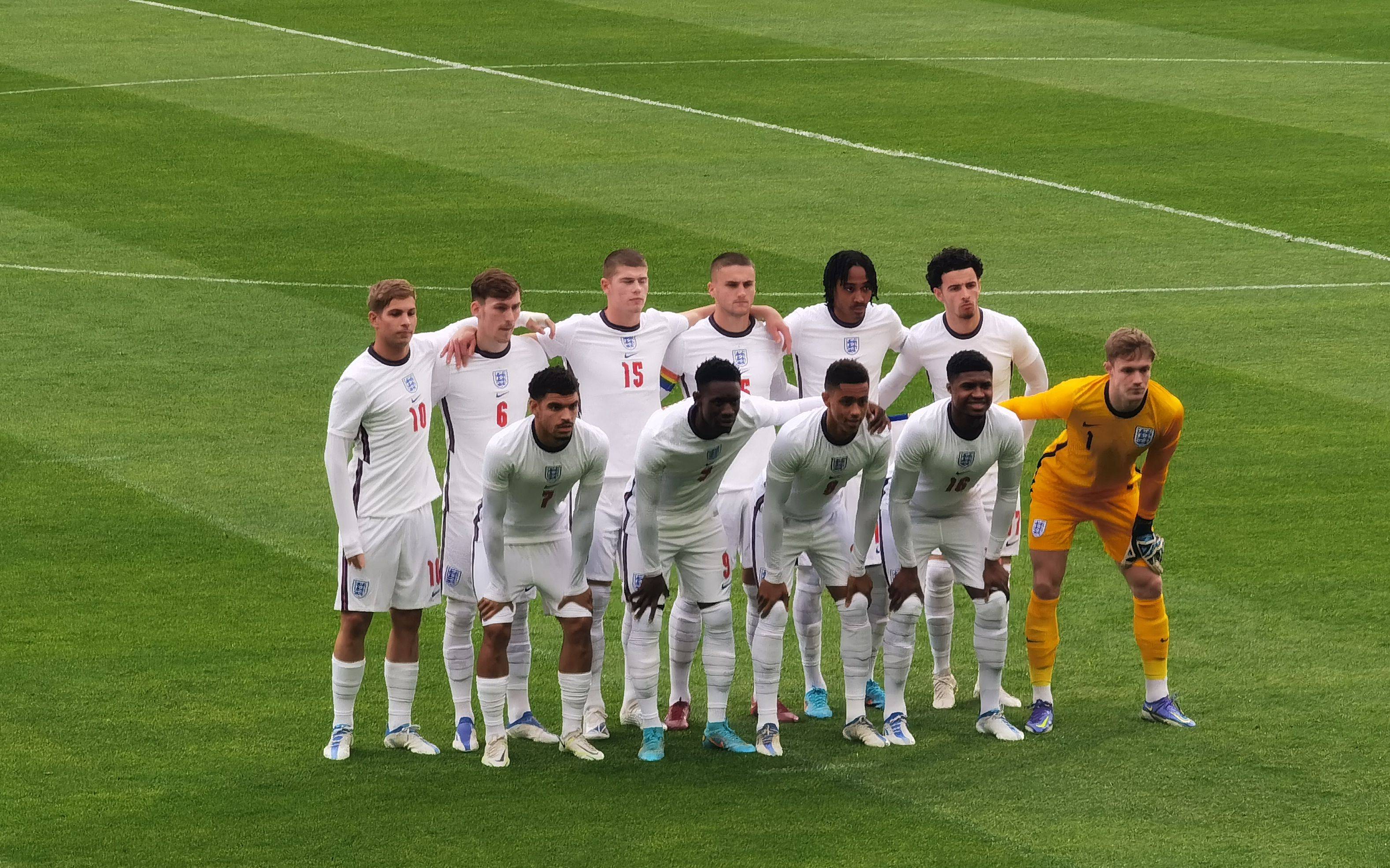 包含欧洲世界杯预选赛争夺激烈,各队势均力敌的词条 包含欧洲世界杯预选赛争夺激烈,各队势均力敌的词条