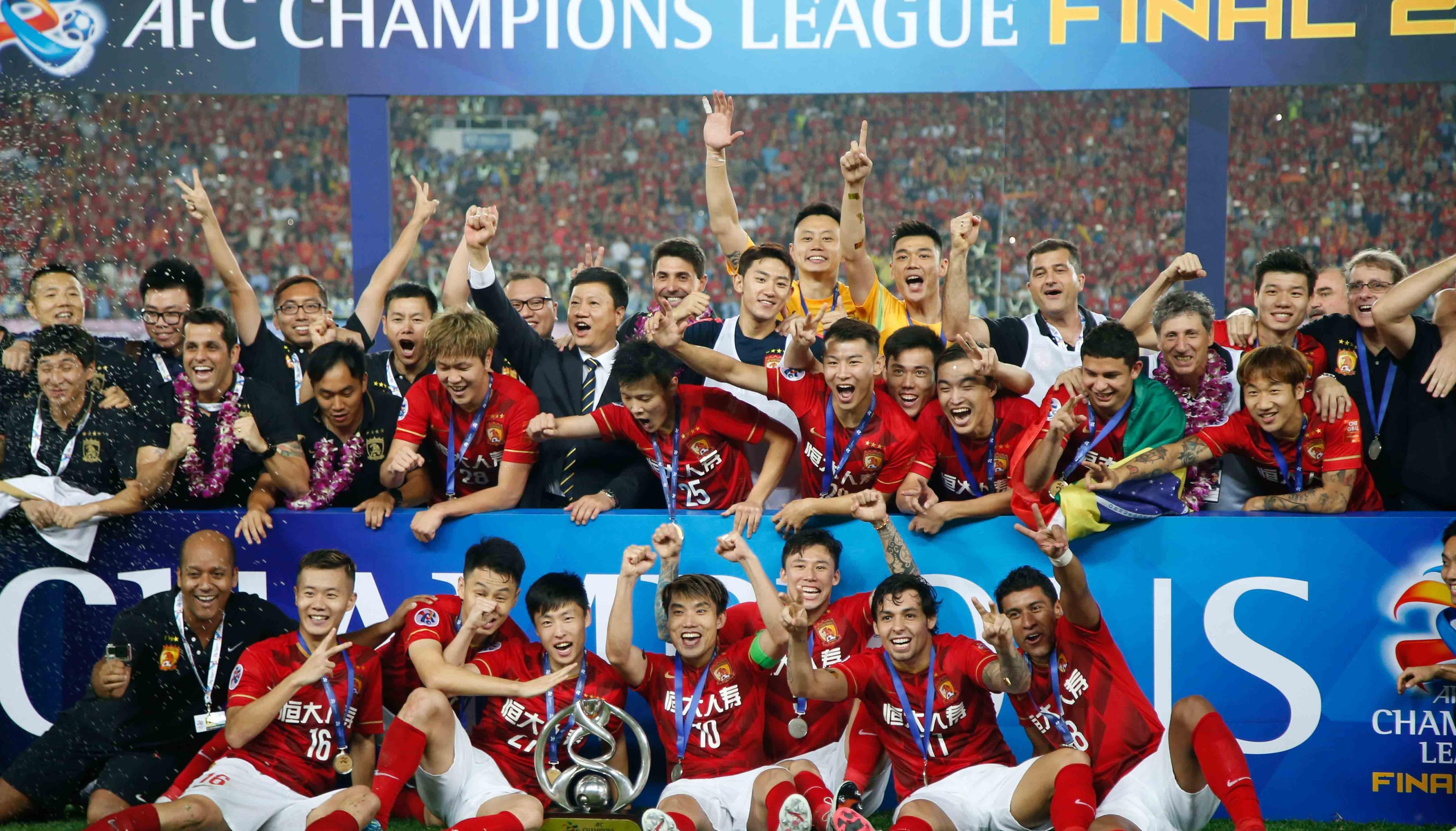 关于各支球队展现出色实力,争夺胜利氛围浓厚的信息 关于各支球队展现出色实力,争夺胜利氛围浓厚的信息