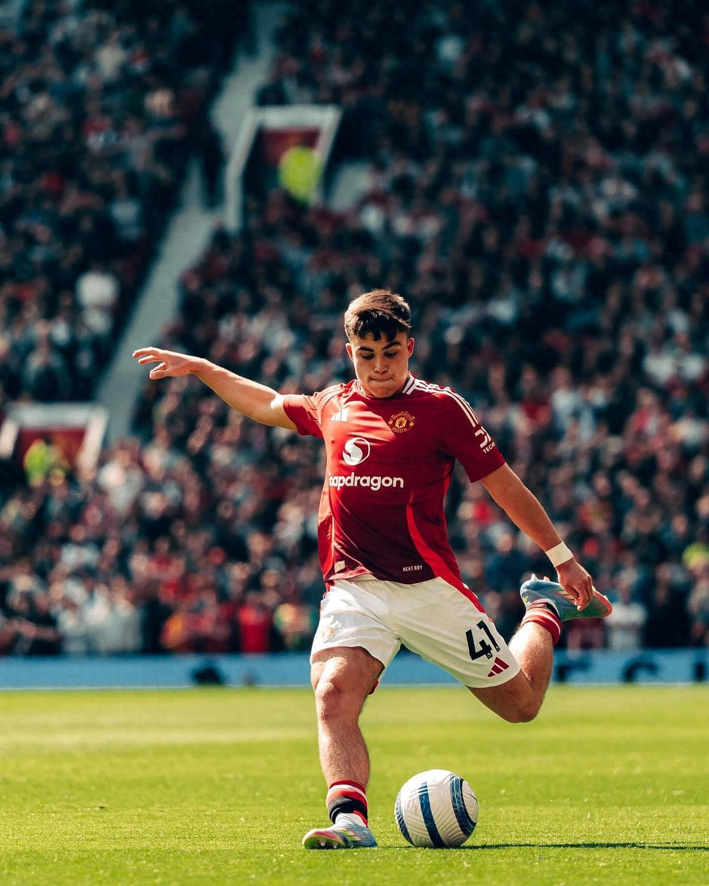 狼队不容乐观，遇到曼联强劲对手