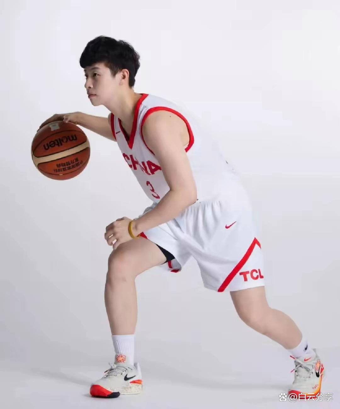 阿尔及利亚女篮再次夺得金牌荣誉 阿尔及利亚女篮再次夺得金牌荣誉