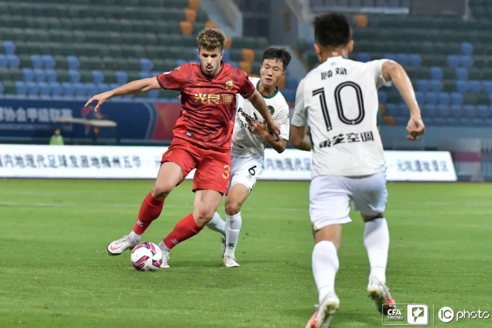 包含淄博蹴鞠主场取分,积分榜竞争力有所提升的词条 包含淄博蹴鞠主场取分,积分榜竞争力有所提升的词条