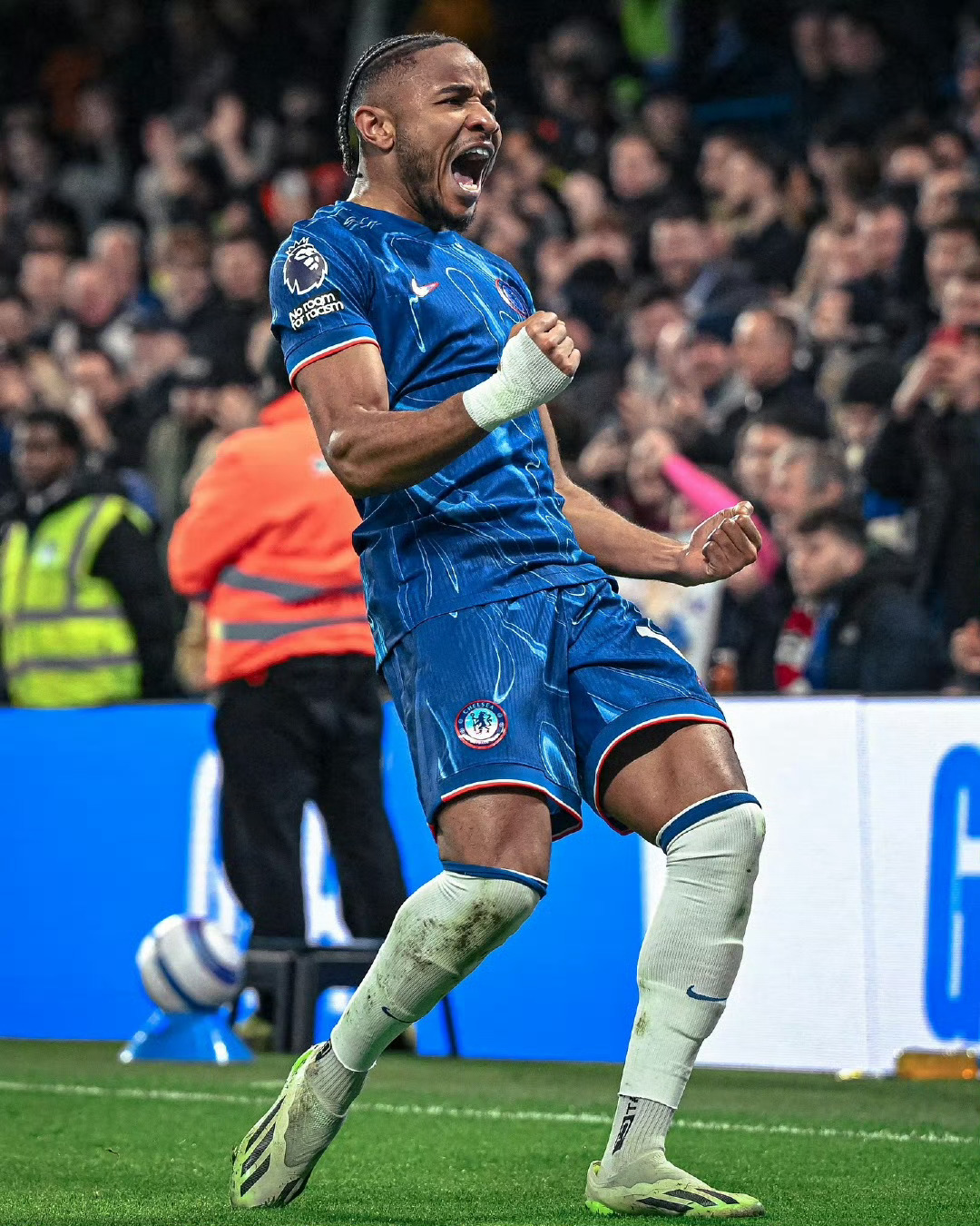 切尔西主场击败南安普顿保持不败