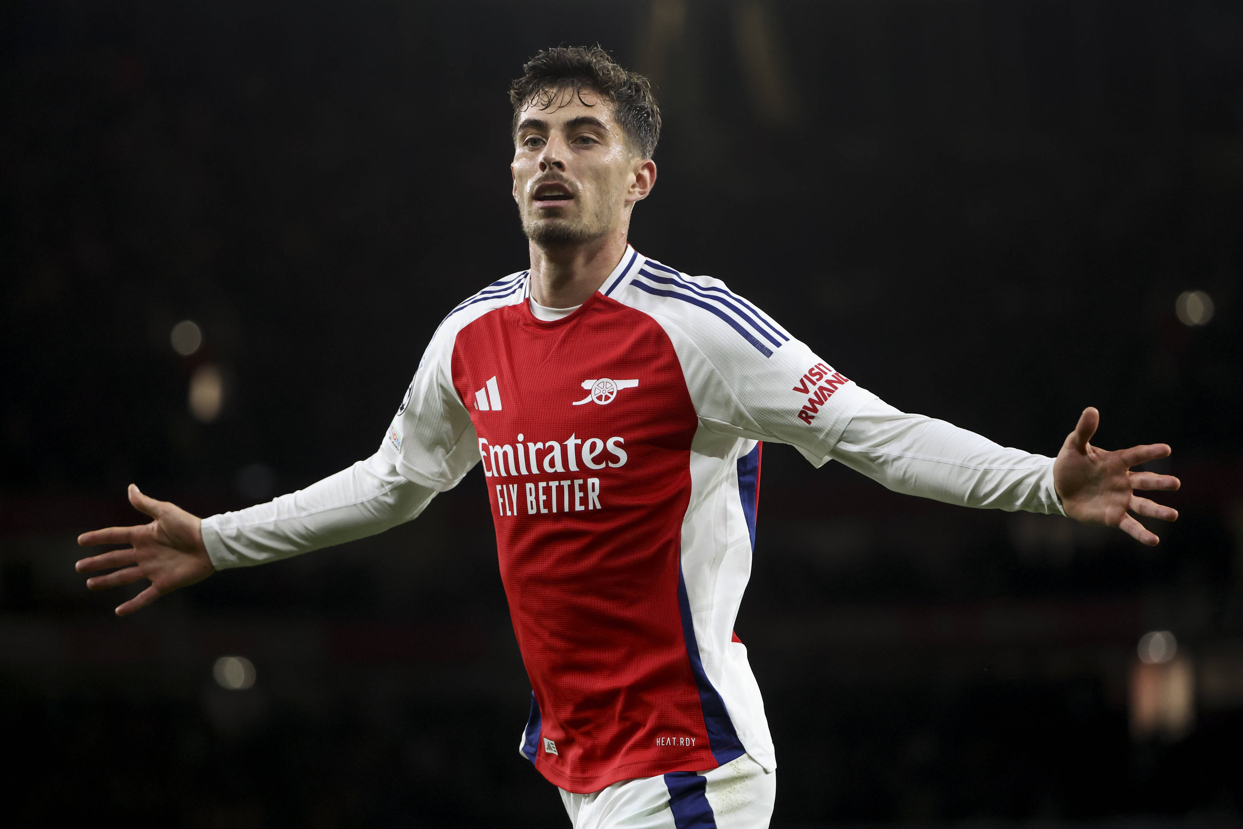 关于意甲球队签下新后卫,加强防守实力的信息 关于意甲球队签下新后卫,加强防守实力的信息