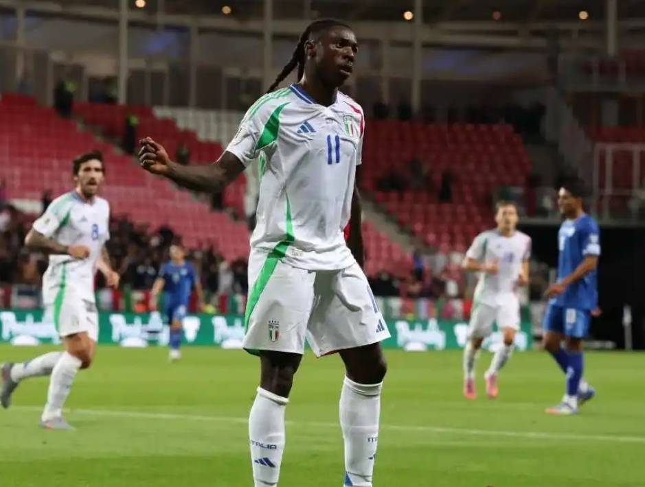 意大利队的防守稳如泰山,敌人束手无策 意大利队的防守稳如泰山,敌人束手无策