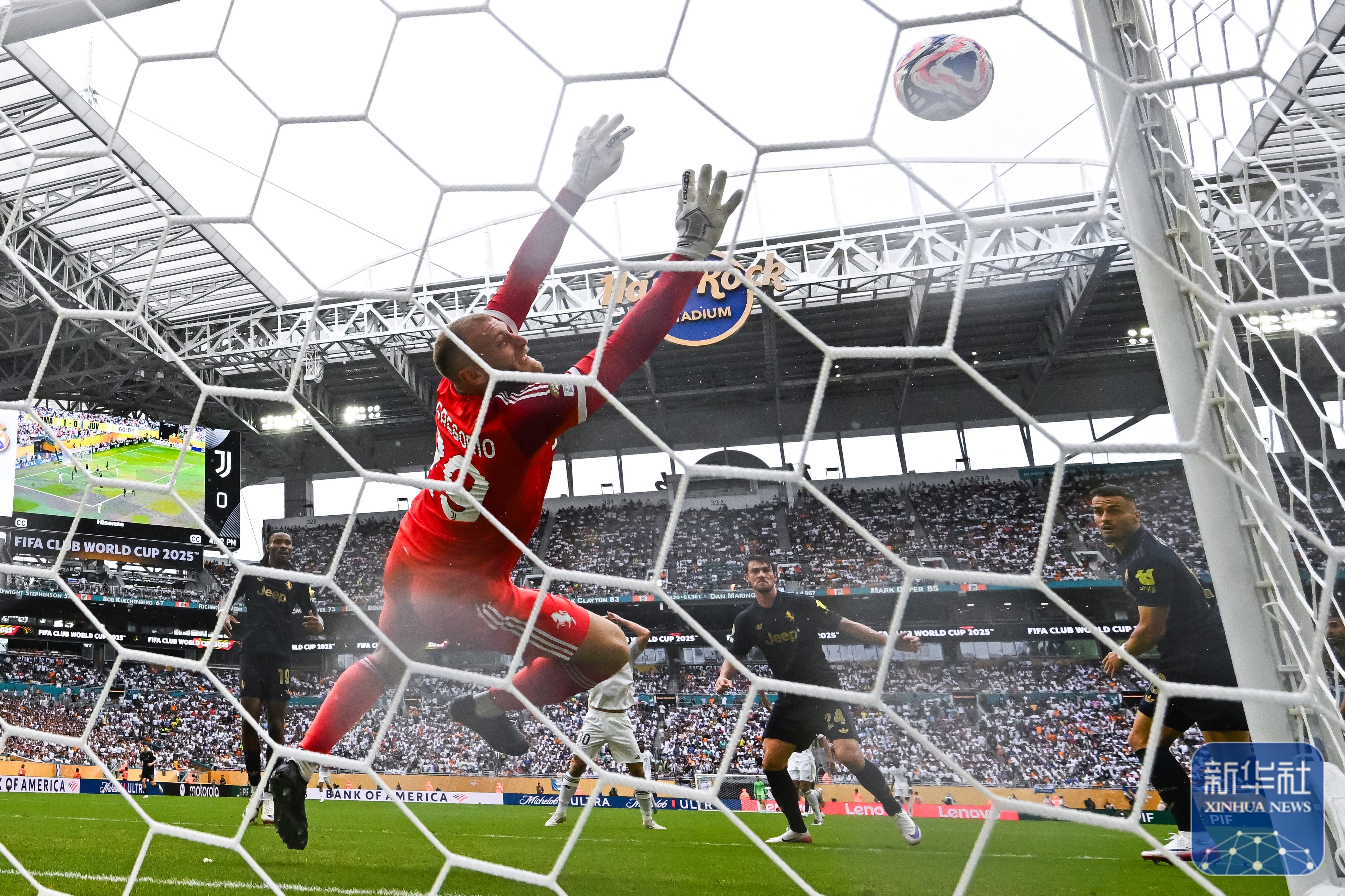 马德里竞技力挫对手,华丽晋级 马德里竞技力挫对手,华丽晋级