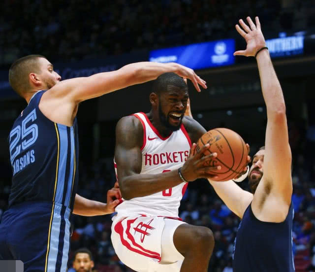 里昂新援表现惊艳,引发球迷狂热追捧的简单介绍 里昂新援表现惊艳,引发球迷狂热追捧的简单介绍