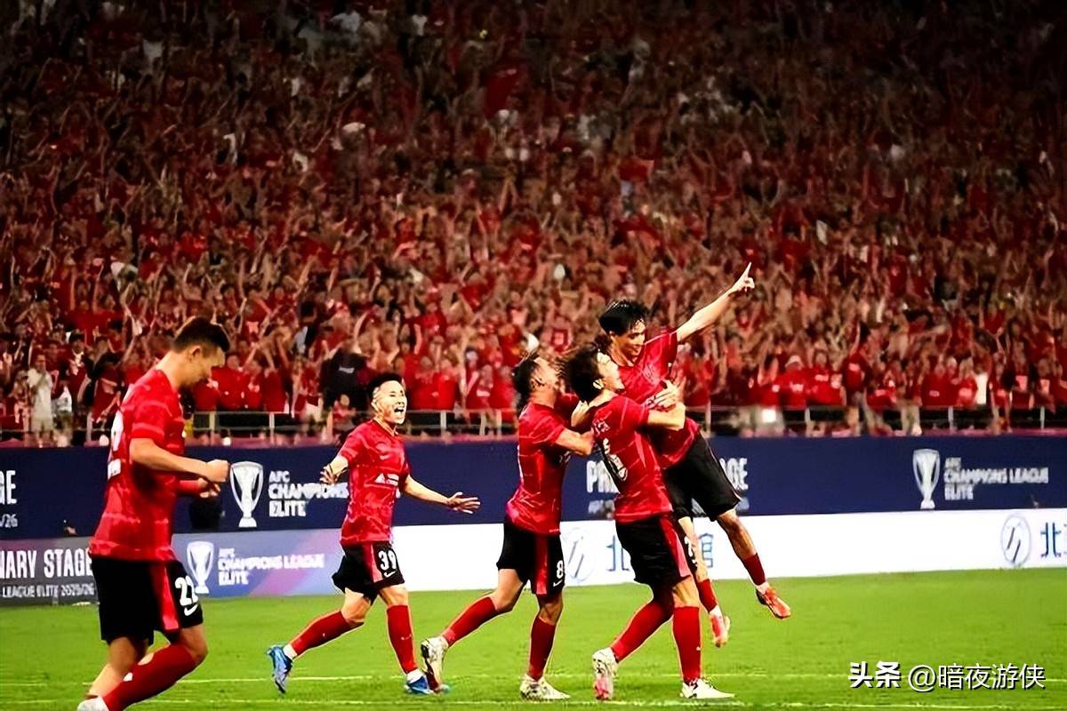 包含东亚俱乐部足球赛事备受关注,吸引众多球迷观看的词条 包含东亚俱乐部足球赛事备受关注,吸引众多球迷观看的词条