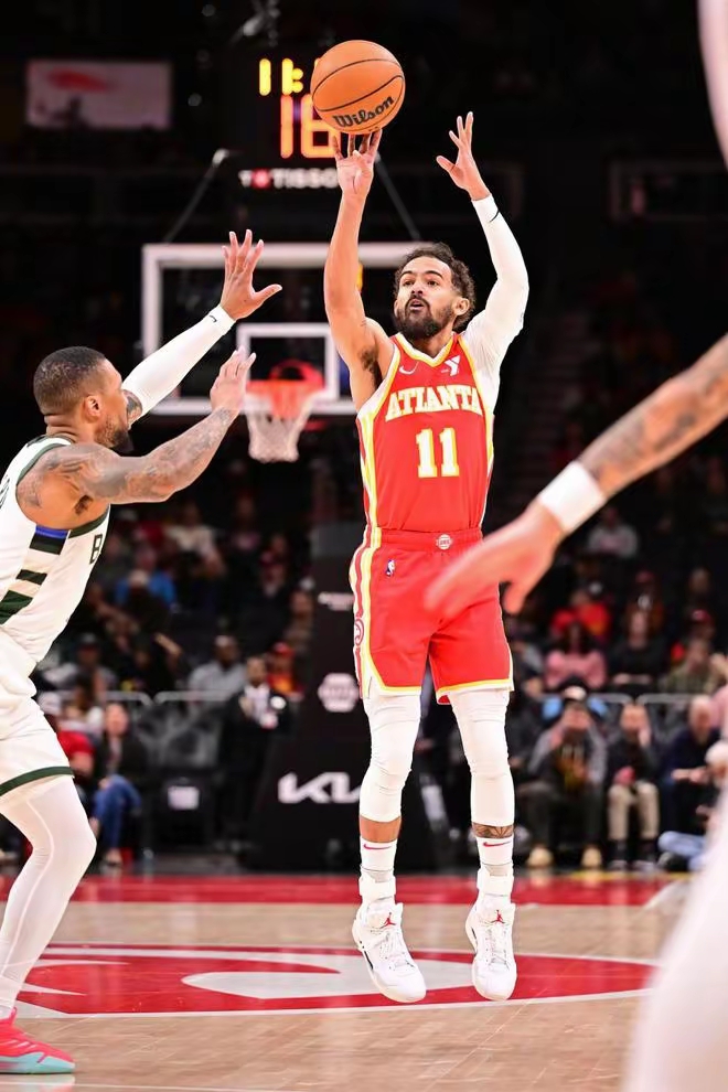 老鹰外线射手火力全开,为球队取得胜利的简单介绍 老鹰外线射手火力全开,为球队取得胜利的简单介绍