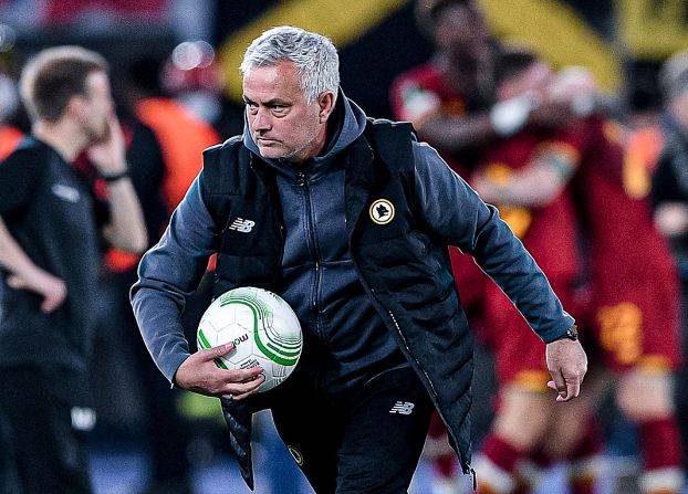 尼斯球员受伤,对球队实力造成影响 尼斯球员受伤,对球队实力造成影响