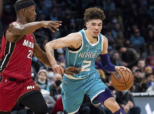 关于热火105比94战胜黄蜂，迎来两连胜的信息