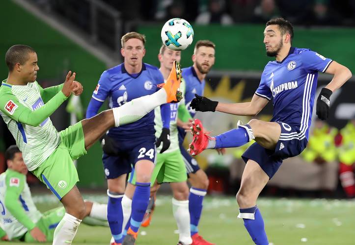 沙尔克再次取胜,占据领先优势 沙尔克再次取胜,占据领先优势