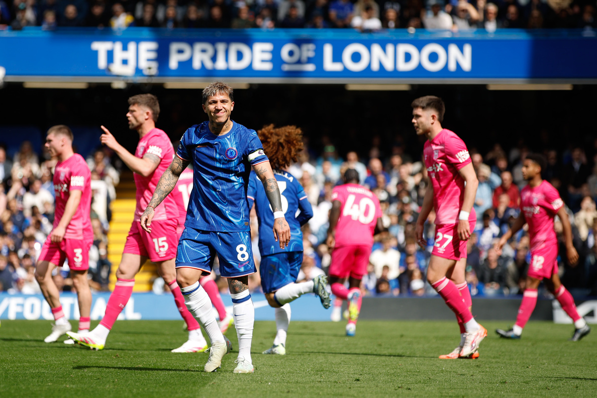 阿斯顿维拉客场获胜，保级形势渐入佳境的简单介绍